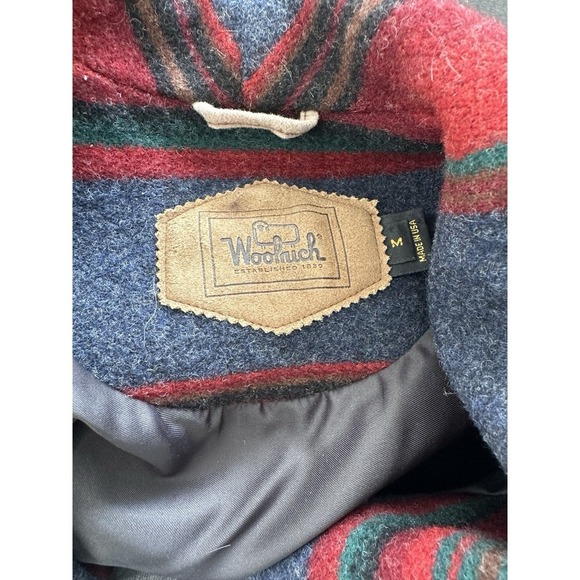Vintage Woolrich Southwestern Blanket Coat Wool Aztec Striped USA Cabin Ranch - Picture 3 of 10